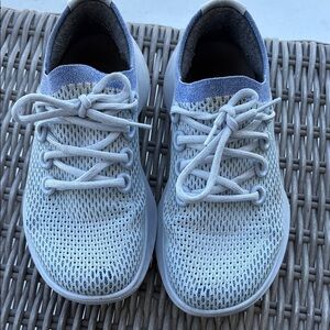 Allbirds Blue and White Tree Dasher Sneakers, Men’s size US 8.